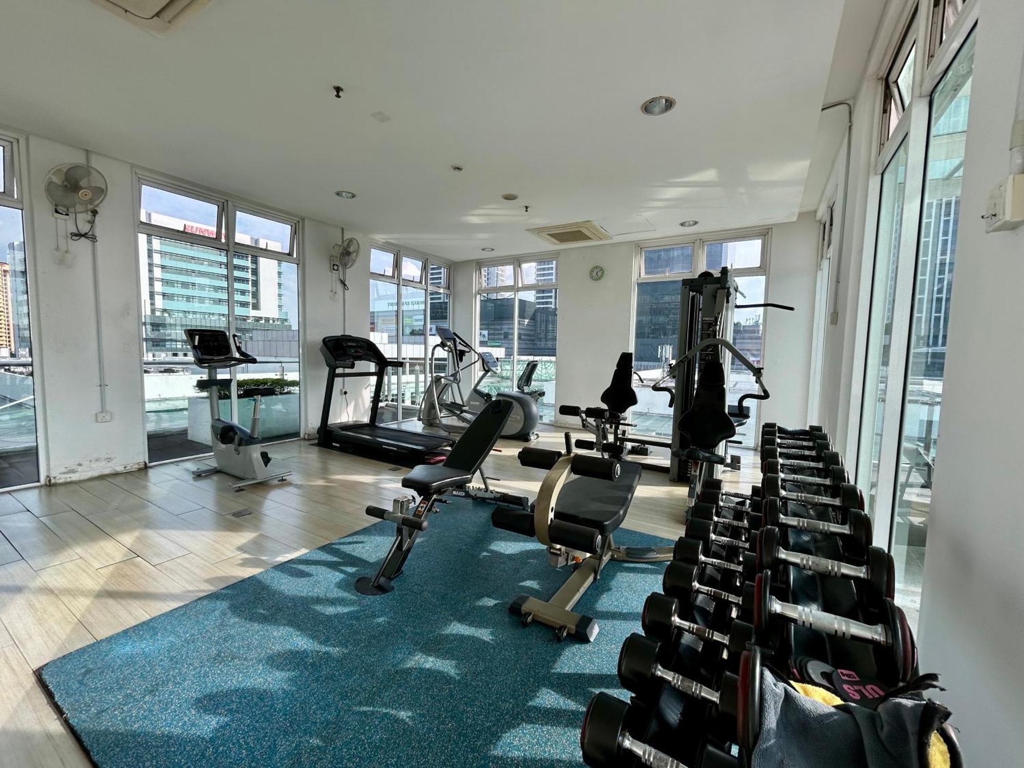 Apartment Sunway Giza Nexis 1-10pax 4qbed Kota Damansara Tropicana Mall