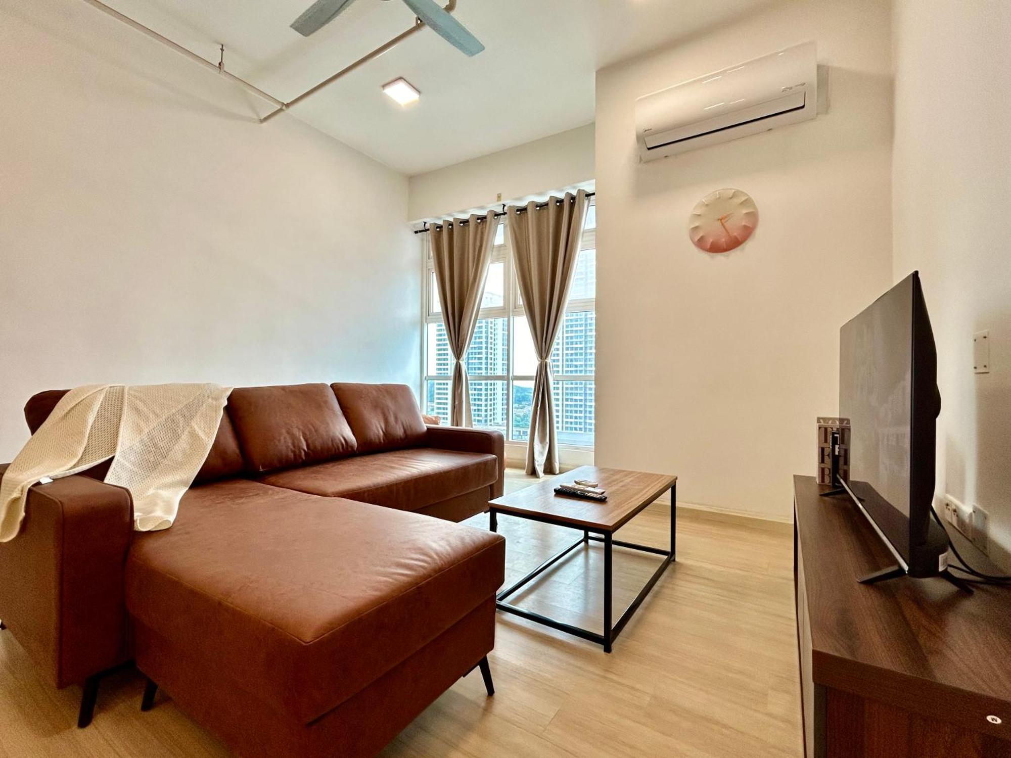 Sunway Giza Nexis 1-10pax 4qbed Kota Damansara Tropicana Mall Apartment Petaling Jaya