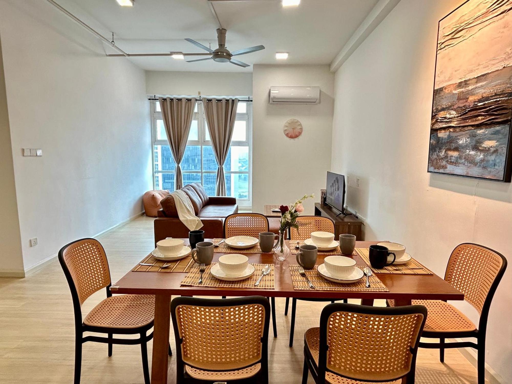 Apartment Sunway Giza Nexis 1-10pax 4qbed Kota Damansara Tropicana Mall Petaling Jaya
